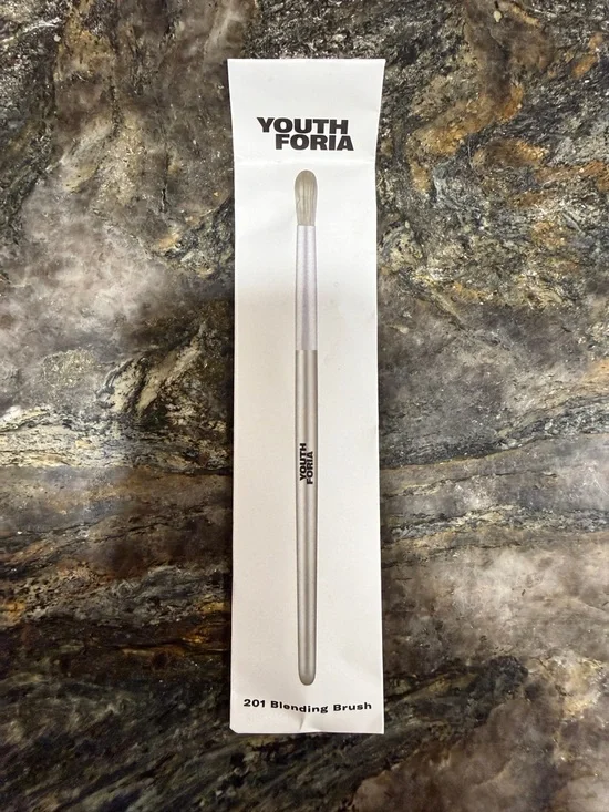 Blending Brush by Youthforia - 201-New - Picture 2 of 5